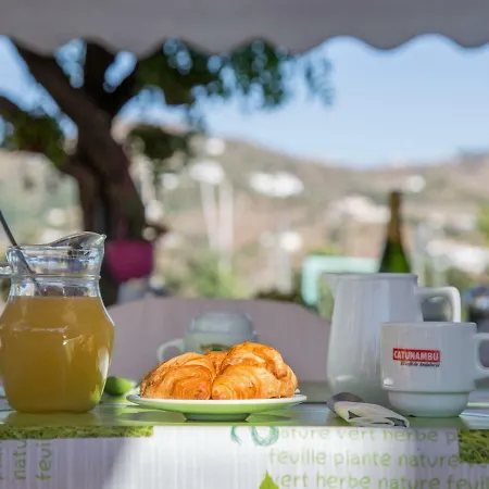 Colina Del Sol Bed and breakfast 3*